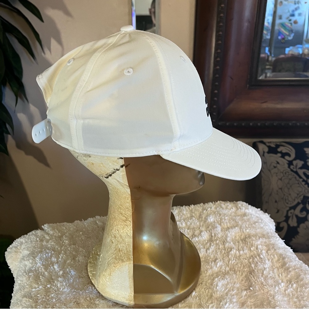 Adidas hat - Picture 6 of 6